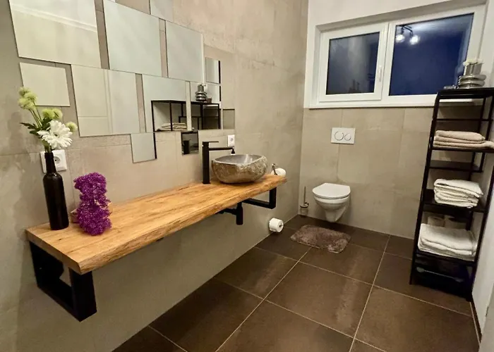 Am Land - Ganzes Haus Mit Garten Villa Untereinwald