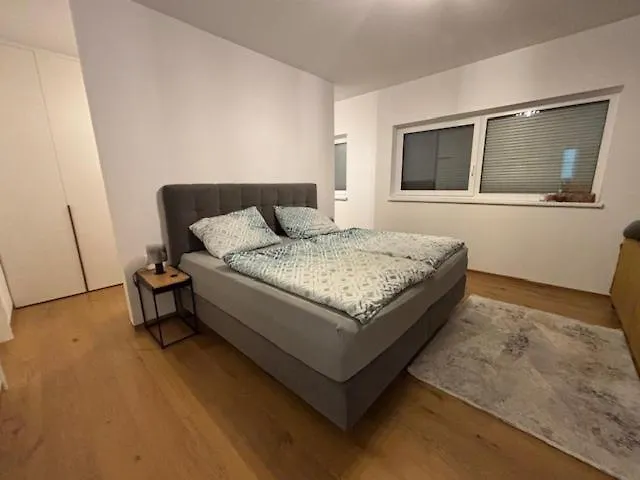 Am Land - Ganzes Haus Mit Garten Untereinwald